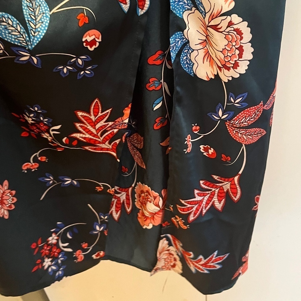 Gently Used Forest Green Floral Slip Dress Keyhole with Tie Front Size M Leg - Picture 5 of 8